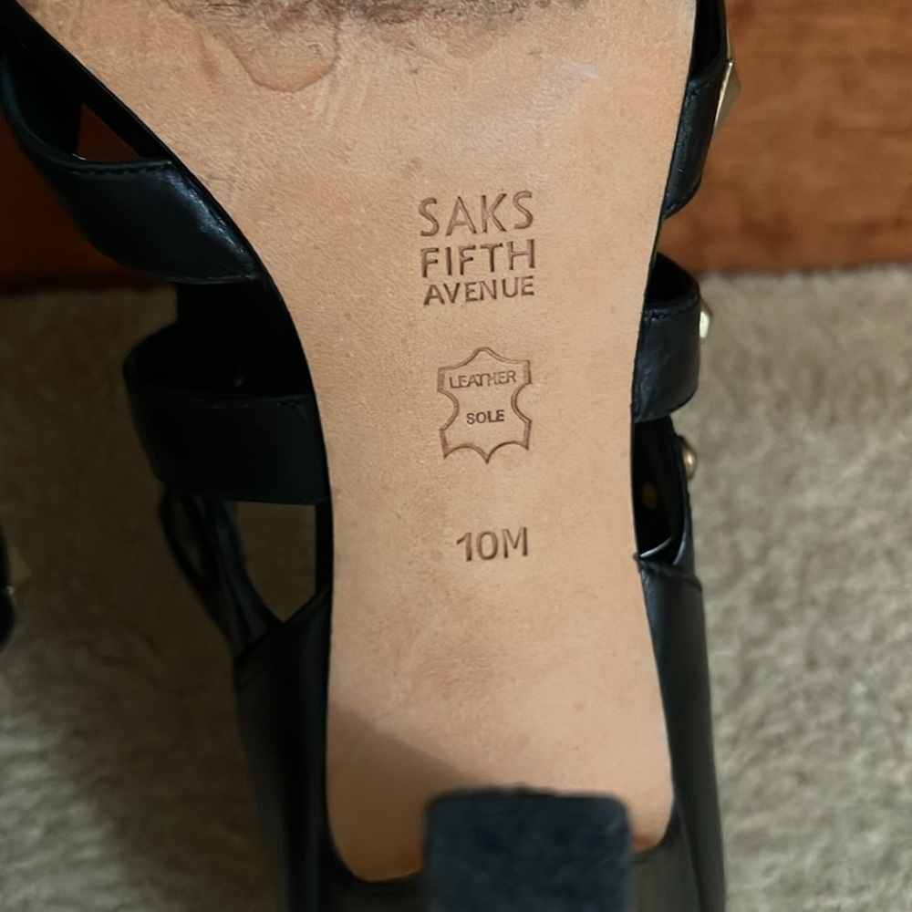 Saks Fifth Avenue Black Heels Gold Accents Women's Size 10M - Picture 10 of 12